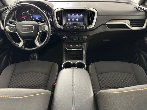 Used 2020 GMC Terrain SLE w/ Driver Convenience Package FWD image 3