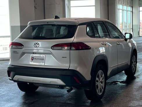 Used 2023 Toyota Corolla Cross L image 9