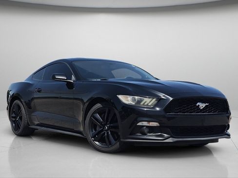 Used 2015 Ford Mustang Coupe w/ Ecoboost Performance Package RWD image 2
