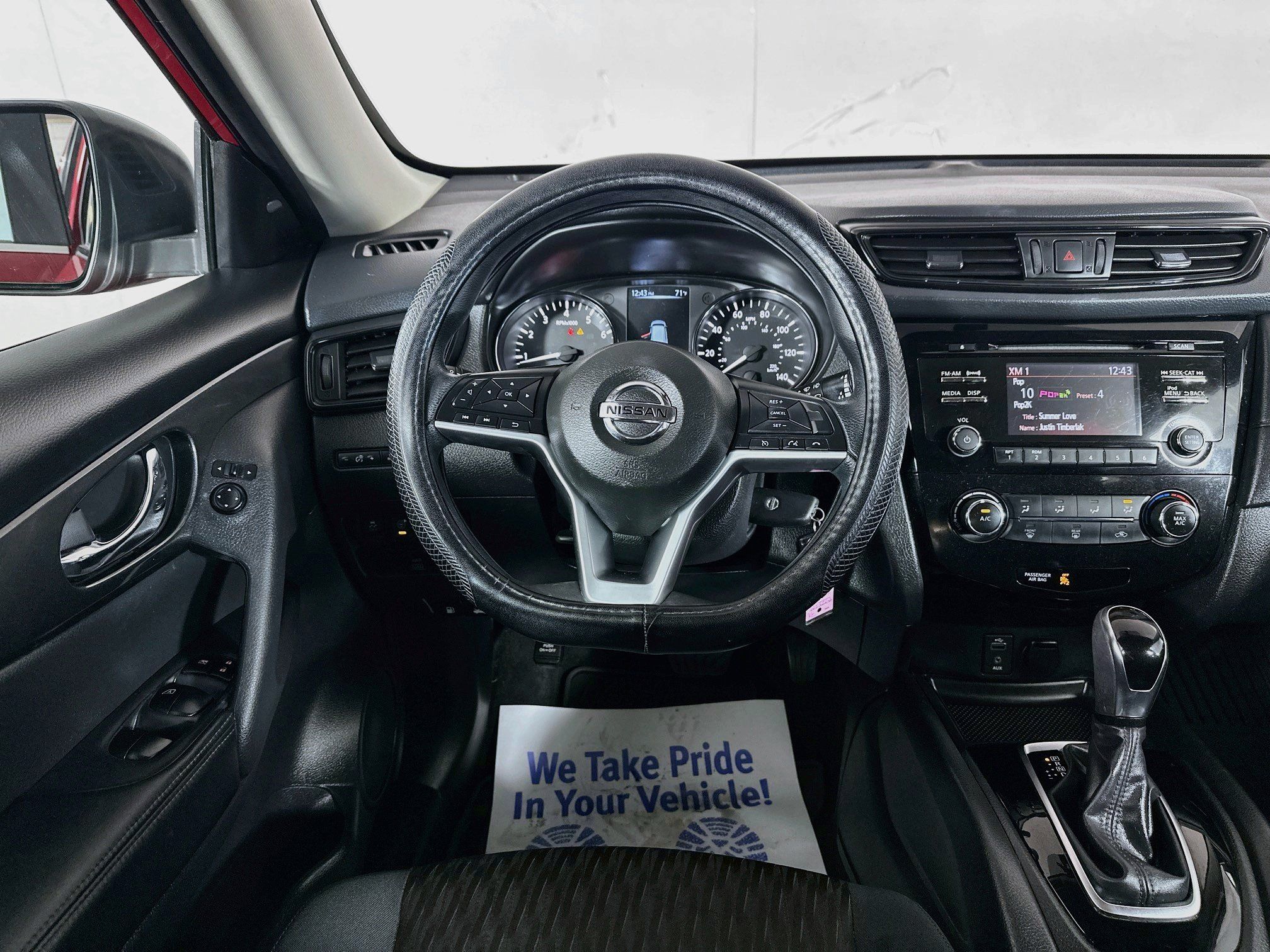 Used 2017 Nissan Rogue S AWD/4WD image 20