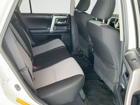 Used 2016 Toyota 4Runner SR5 RWD image 22