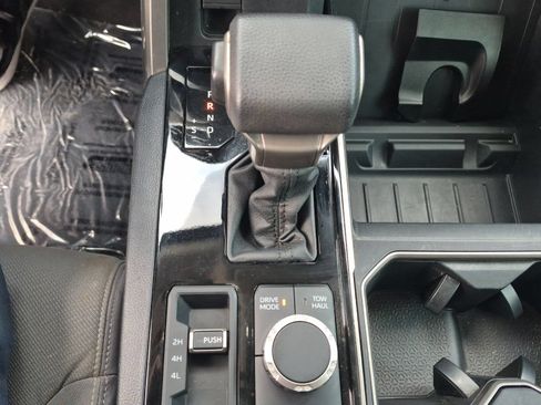 Used 2023 Toyota Tundra SR5 AWD/4WD image 19