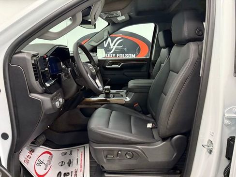 New 2026 GMC Sierra 1500 Elevation w/ Elevation Premium Package image 9