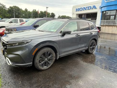 Used 2023 Honda CR-V Sport Touring image 2