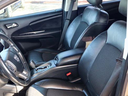 Used 2018 Dodge Journey Crossroad AWD/4WD image 10