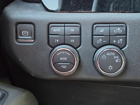Used 2024 Chevrolet Silverado 1500 LT w/ All Star Edition Plus AWD/4WD image 34
