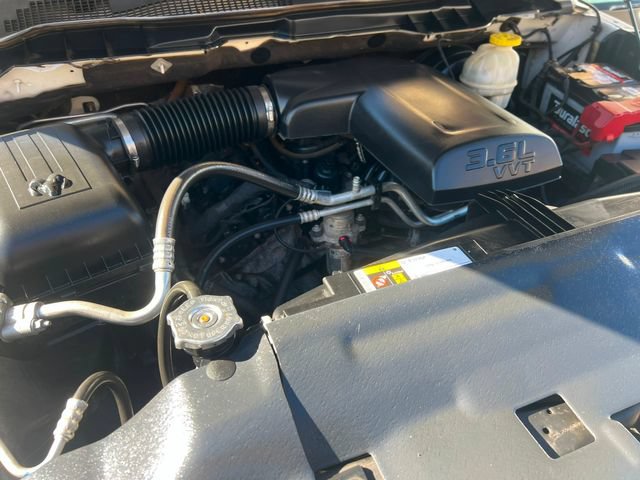 Used 2019 RAM 1500 Express w/ Express Value Package AWD/4WD image 13