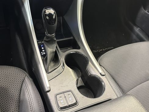 Used 2013 Hyundai Sonata SE FWD image 18