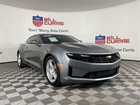 Used 2020 Chevrolet Camaro LT image 1