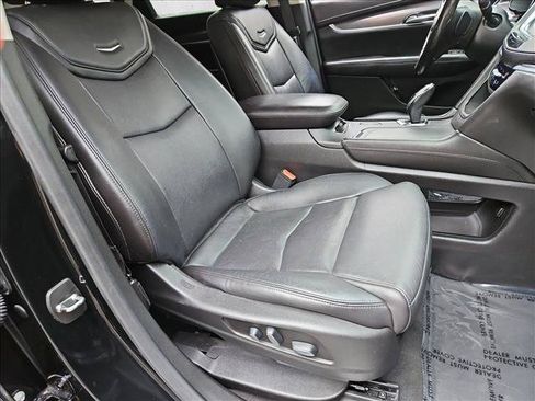 Used 2019 Cadillac XT5 Luxury FWD image 21