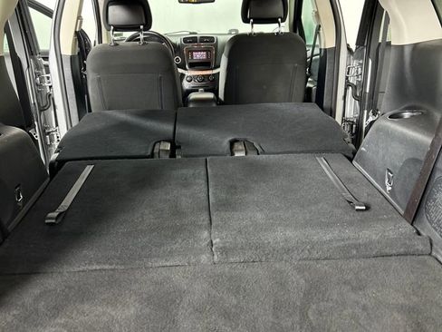 Used 2019 Dodge Journey SE w/ Connectivity Group image 21