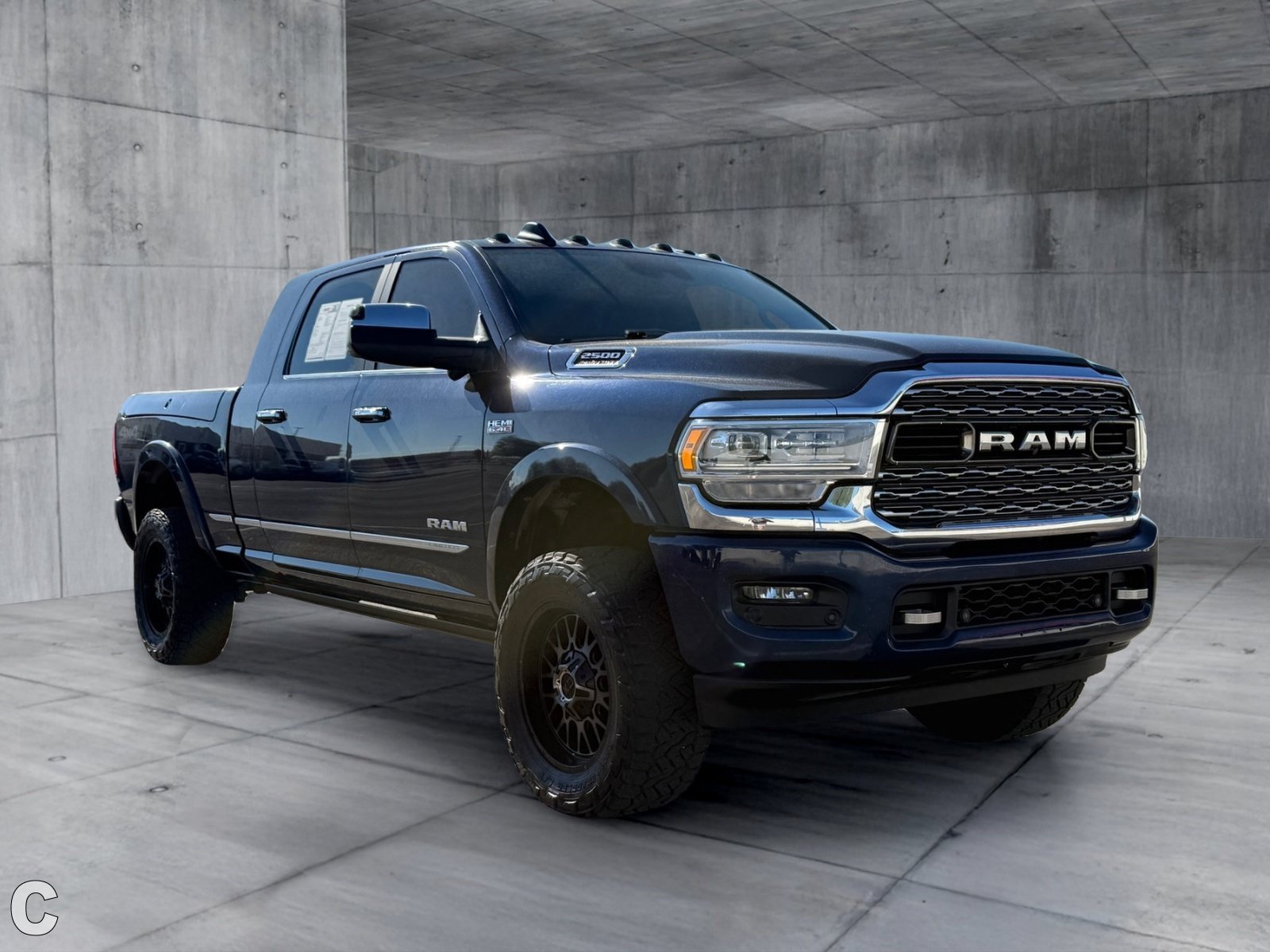 Used 2019 RAM 2500 Limited AWD/4WD image 8