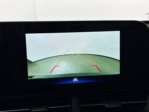 Used 2024 Chevrolet Trax LT w/ Driver Confidence Package image 23