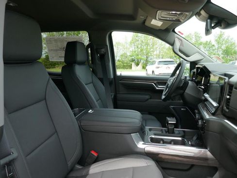 New 2026 Chevrolet Silverado 1500 LTZ AWD/4WD image 13
