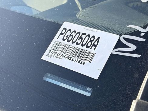 Used 2022 Genesis GV70 3.5T Sport w/ Sport Prestige Package AWD/4WD image 11