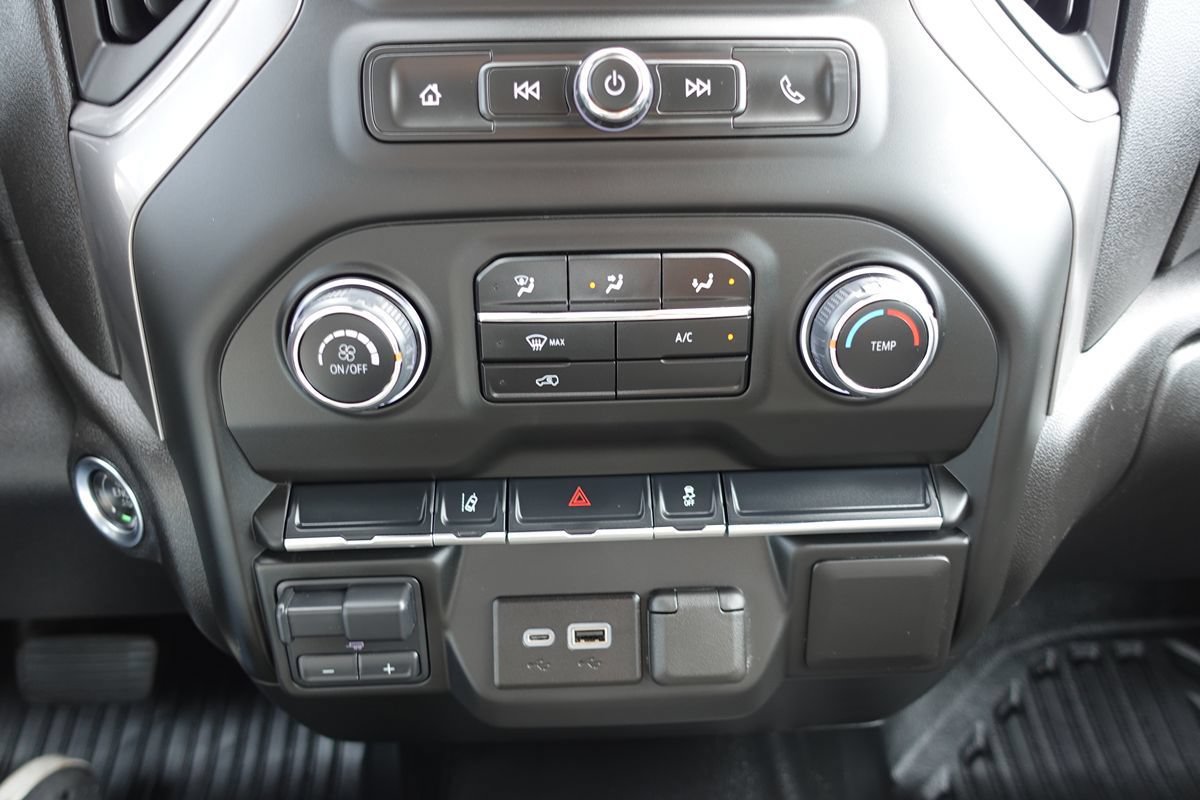 Used 2025 Chevrolet Silverado 2500 W/T AWD/4WD image 53