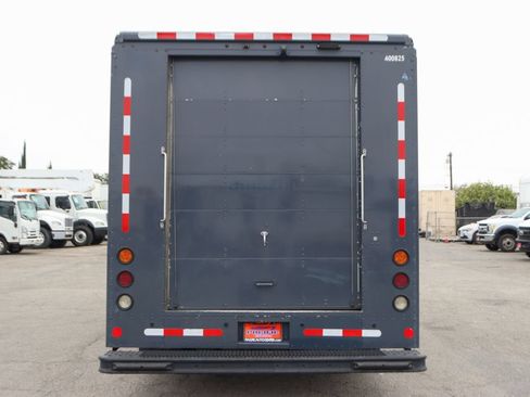 Used 2019 Ford E-450 and Econoline 450 Super Duty RWD image 7