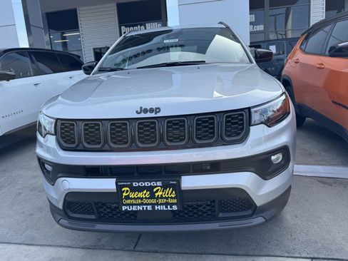 New 2026 Jeep Compass Latitude image 2