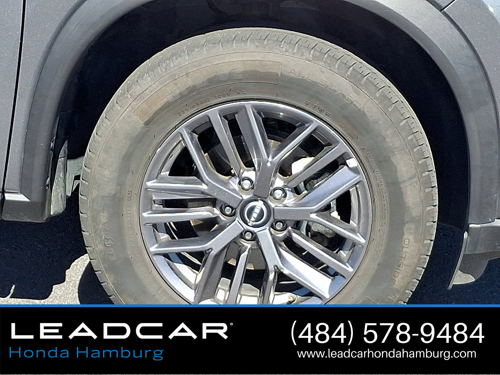 Used 2024 Nissan Rogue S AWD/4WD image 8