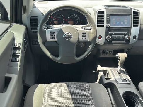 Used 2019 Nissan Frontier SV AWD/4WD image 15