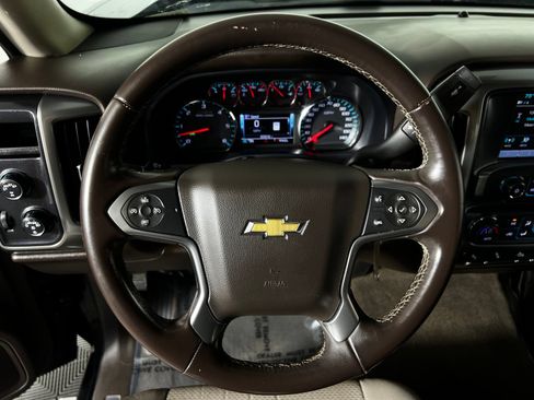Used 2018 Chevrolet Silverado 1500 LT AWD/4WD image 12