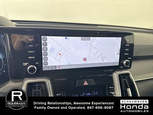 Used 2023 Kia Sorento SX AWD/4WD image 6