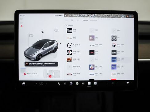 Used 2024 Tesla Model Y Performance image 20