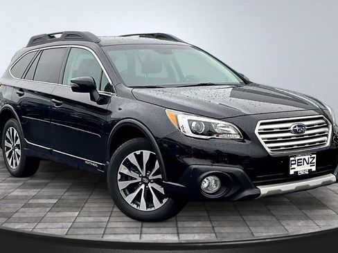Used 2016 Subaru Outback 3.6R Limited AWD/4WD image 3