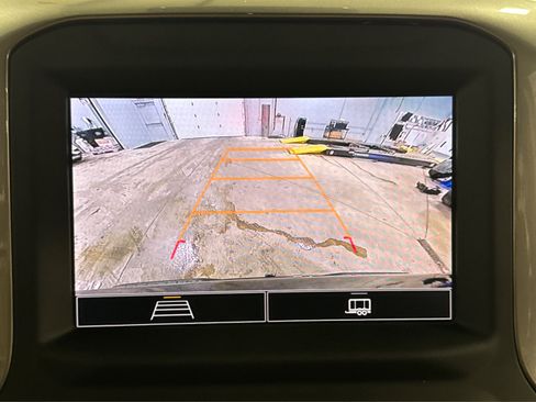 Used 2023 Chevrolet Silverado 1500 Custom image 29