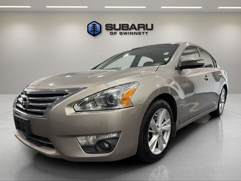 Used 2014 Nissan Altima 2.5 SL w/ Technology Package FWD image 1