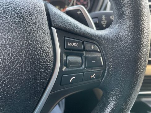 Used 2017 BMW 330i xDrive 330i xDrive image 25