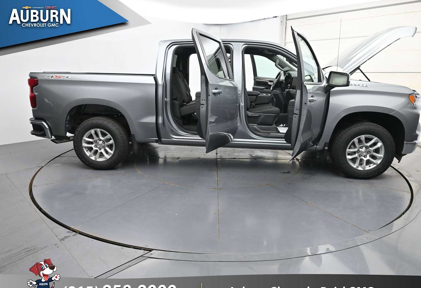 Used 2024 Chevrolet Silverado 1500 LT AWD/4WD image 43