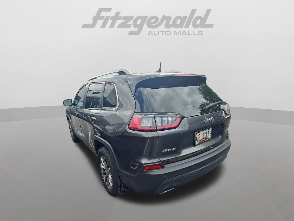 Used 2019 Jeep Cherokee Latitude Plus w/ Cold Weather Group AWD/4WD image 2