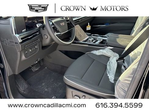 New 2026 Cadillac Escalade Sport w/ Touring Package image 11