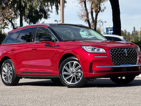 Certified 2023 Lincoln Corsair Grand Touring w/ Equipment Group 301A image 2