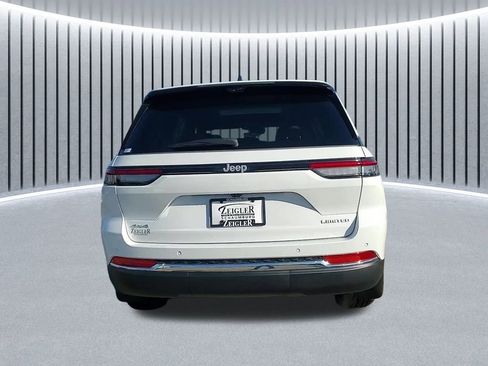 New 2025 Jeep Grand Cherokee Limited w/ Luxury Tech Group II AWD/4WD image 4