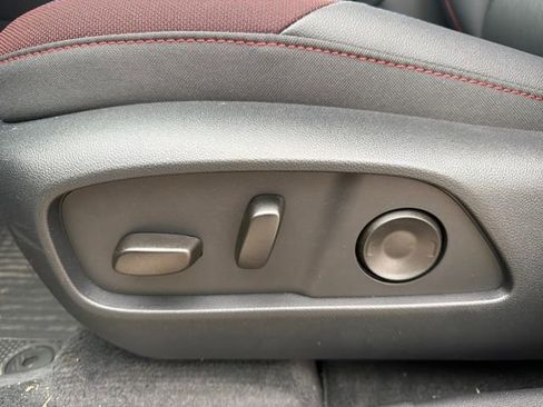 New 2026 Chevrolet Equinox RS image 21