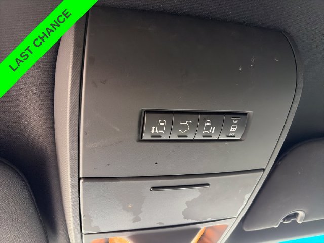 Used 2019 Dodge Grand Caravan SXT FWD image 34