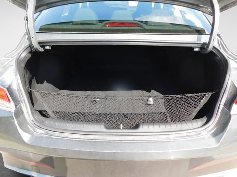 New 2025 Hyundai Elantra SEL FWD image 9