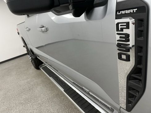 Used 2024 Ford F350 Lariat image 17