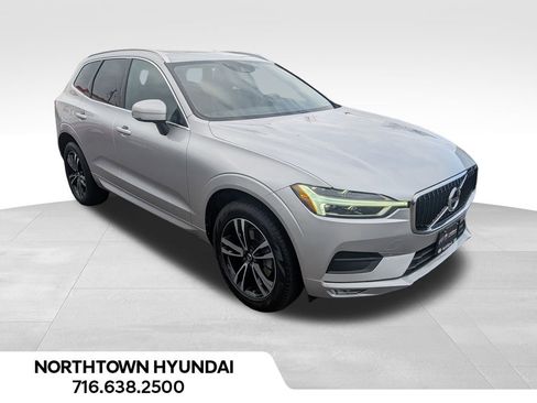 Used 2021 Volvo XC60 T5 Momentum image 1