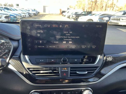 Used 2023 Nissan Altima 2.5 SR w/ SR Premium Package image 29