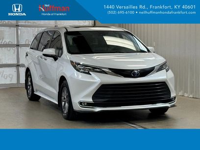 Used 2022 Toyota Sienna XLE