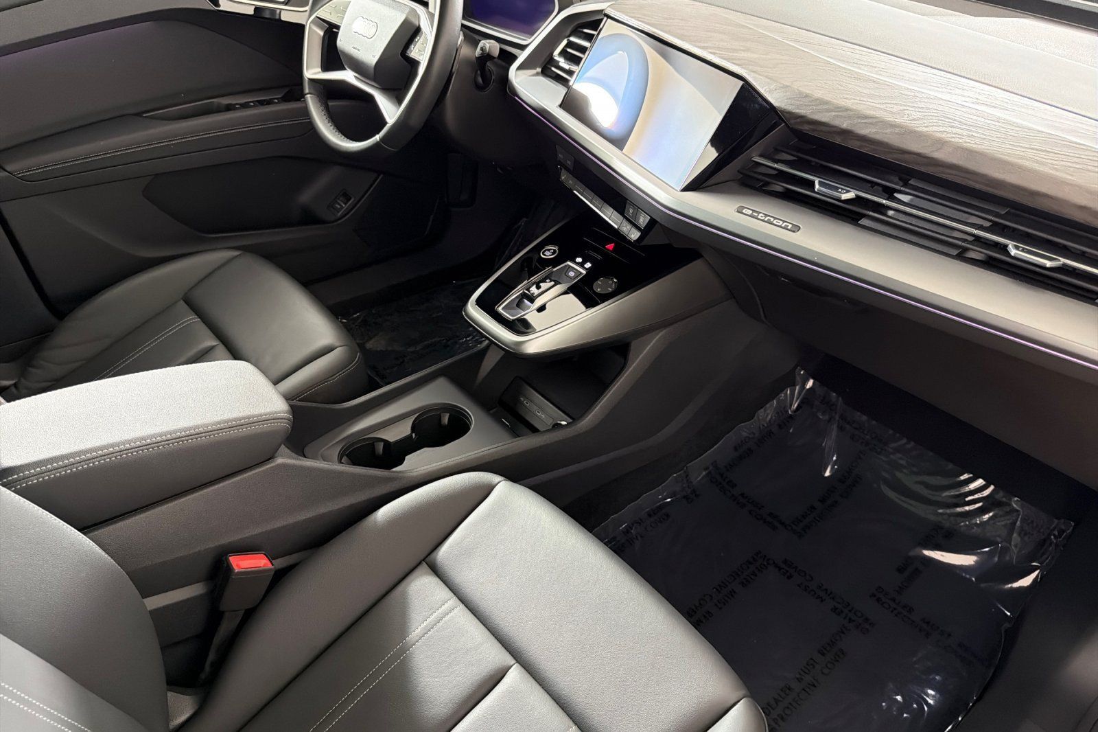 Certified 2024 Audi Q4 e-tron Premium Plus w/ Premium Plus AWD/4WD image 15