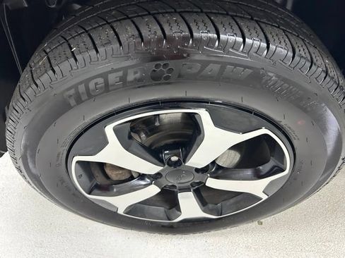 Used 2021 Jeep Renegade Trailhawk AWD/4WD image 9