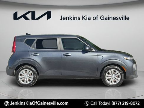 Used 2021 Kia Soul LX FWD image 8