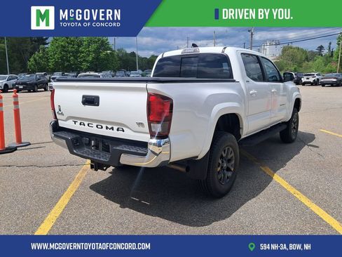 Used 2023 Toyota Tacoma SR5 AWD/4WD image 3