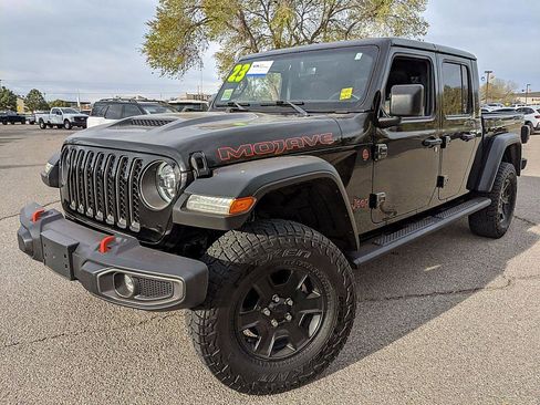 Used 2023 Jeep Gladiator Mojave w/ LED Lighting Group AWD/4WD image 6