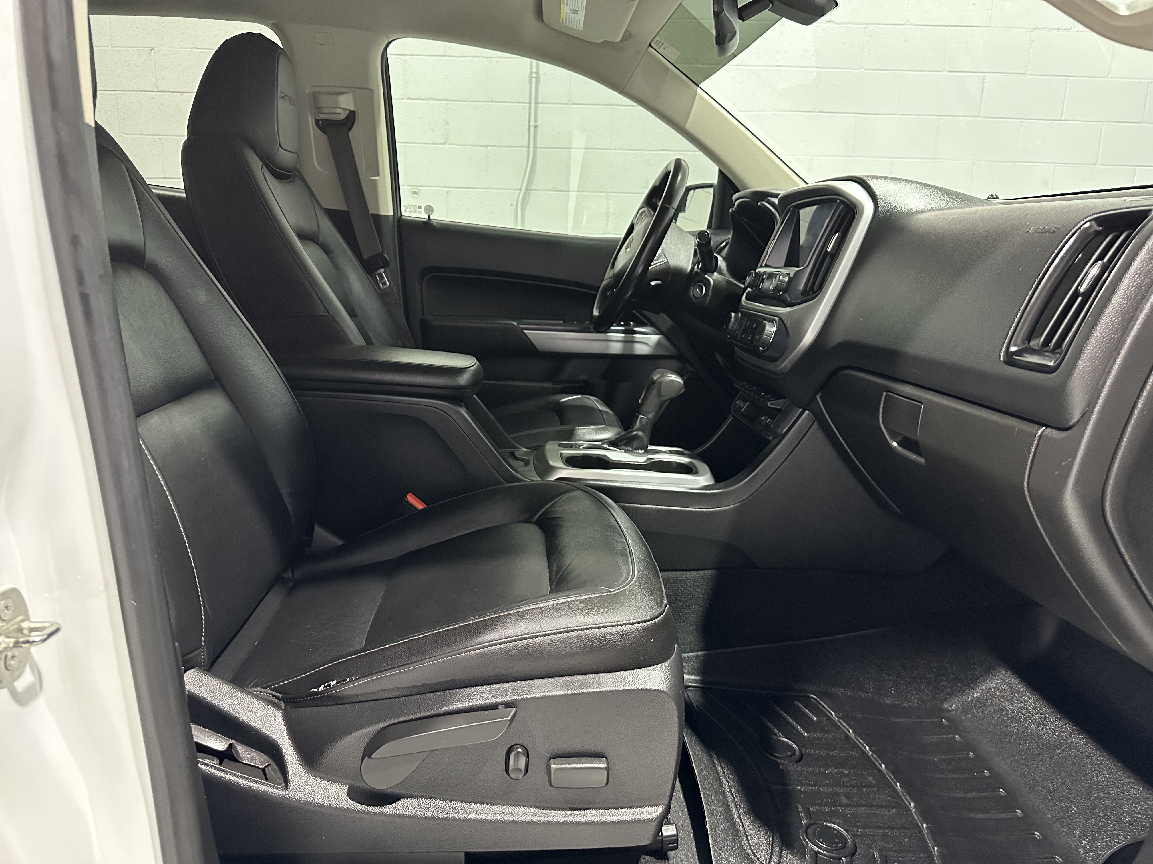 Used 2019 Chevrolet Colorado ZR2 AWD/4WD image 12