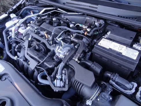 Used 2025 Toyota Corolla LE image 29